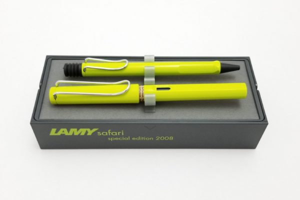 ラミー　サファリ　万年筆 -LAMY safari fountain pen- 2008年限定ライムグリーン